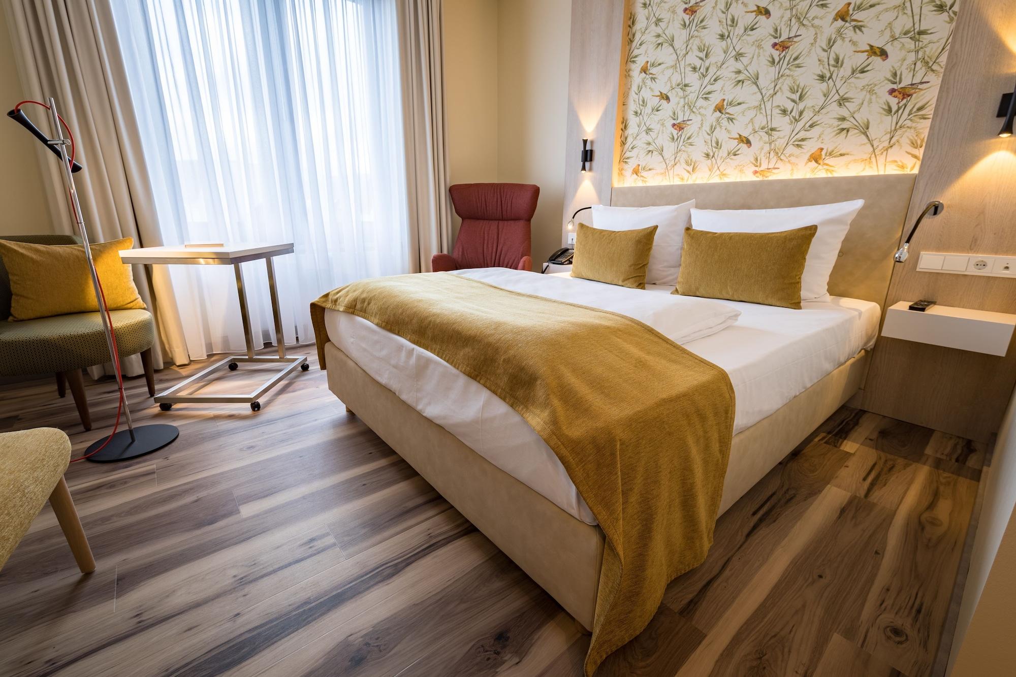 First Inn Hotel ซวิคเคา ภายนอก รูปภาพ