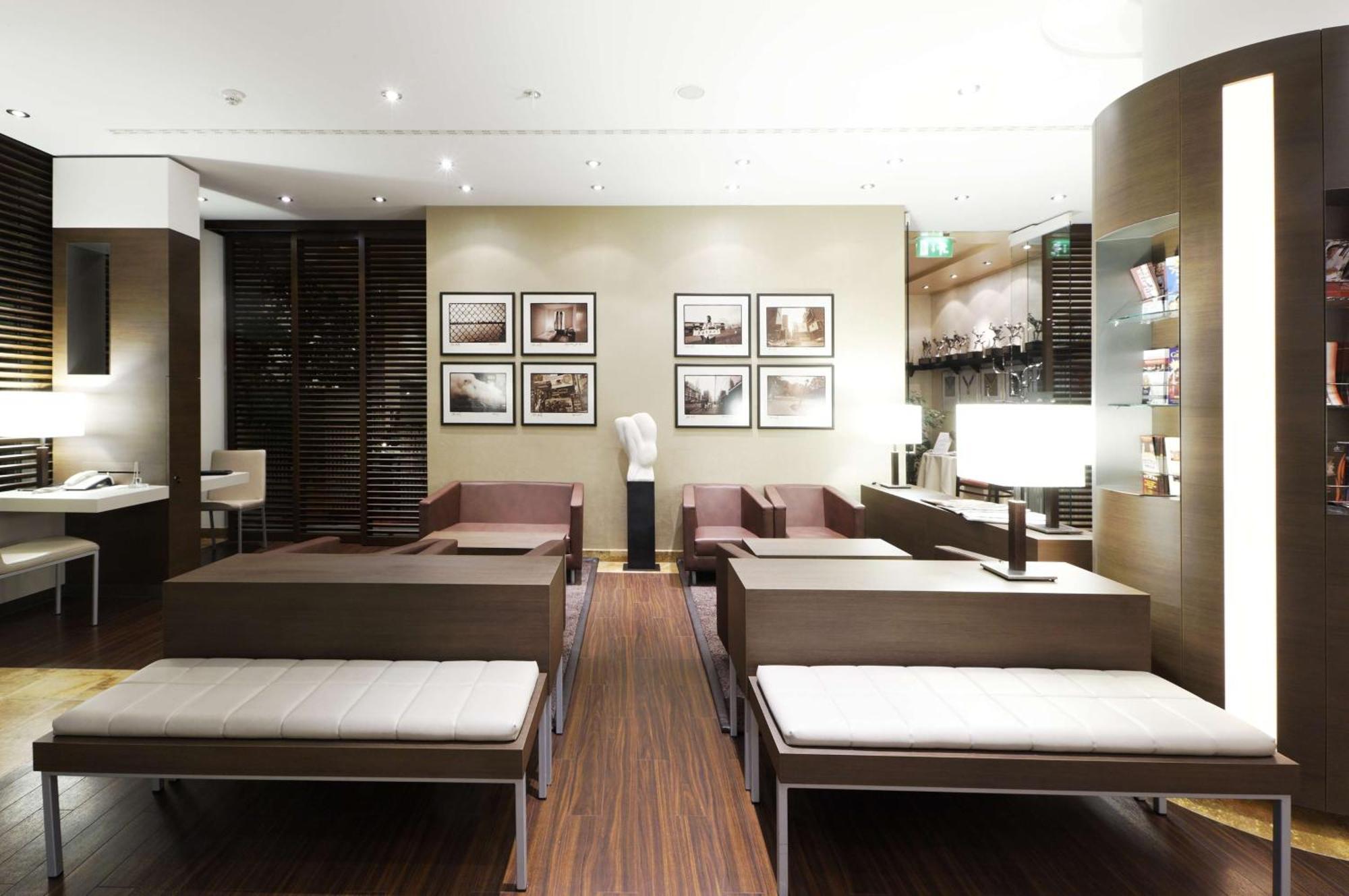 First Inn Hotel ซวิคเคา ภายนอก รูปภาพ