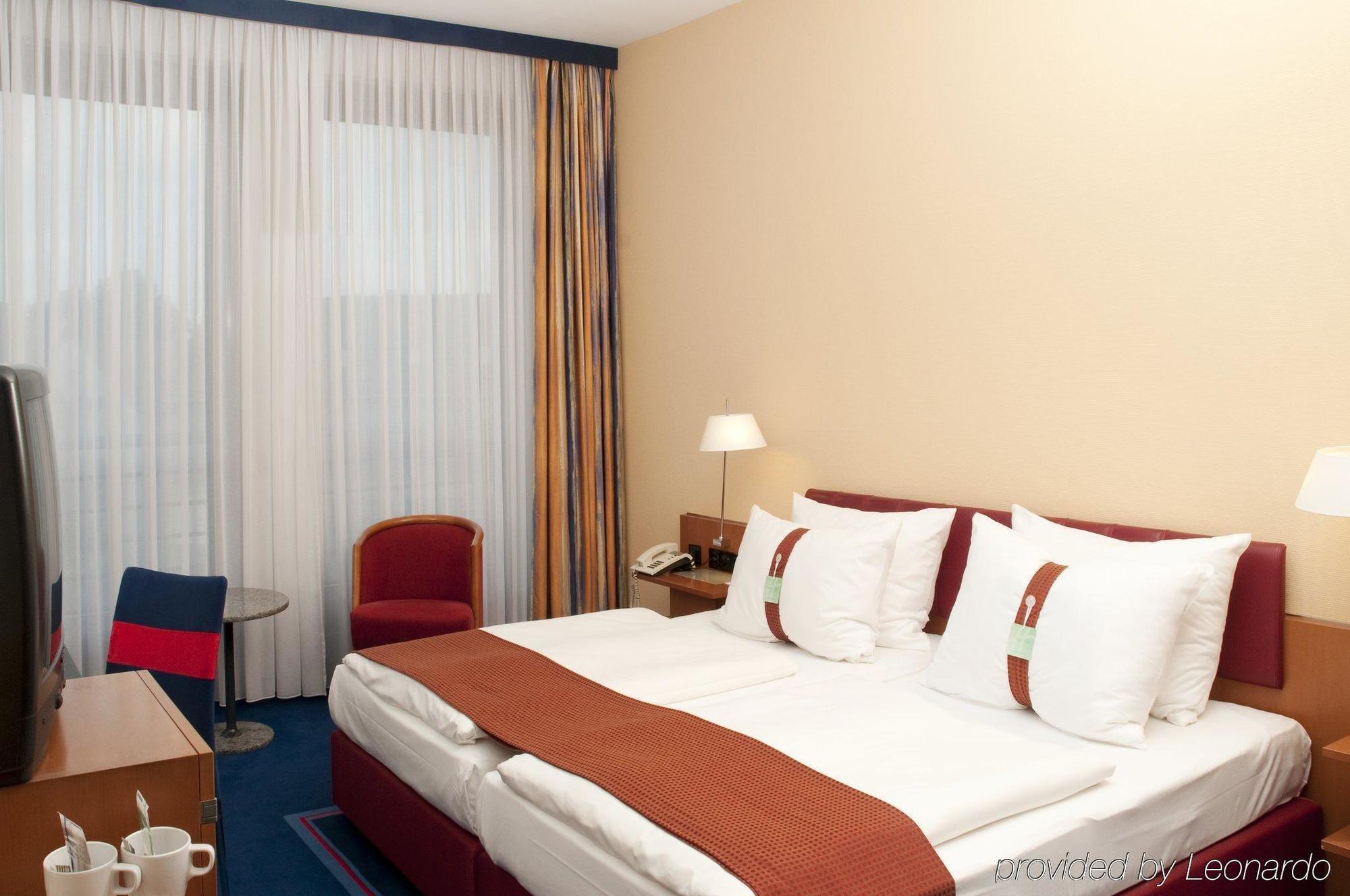 First Inn Hotel ซวิคเคา ห้อง รูปภาพ